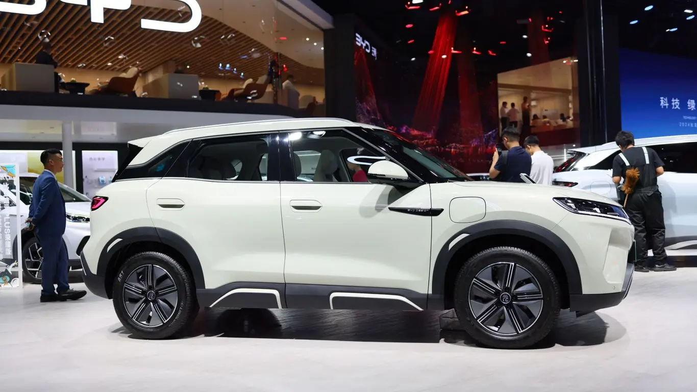 Впервые за 17 лет американцы оставили Китай без поддержки: история напоминает Renault и АвтоВАЗ