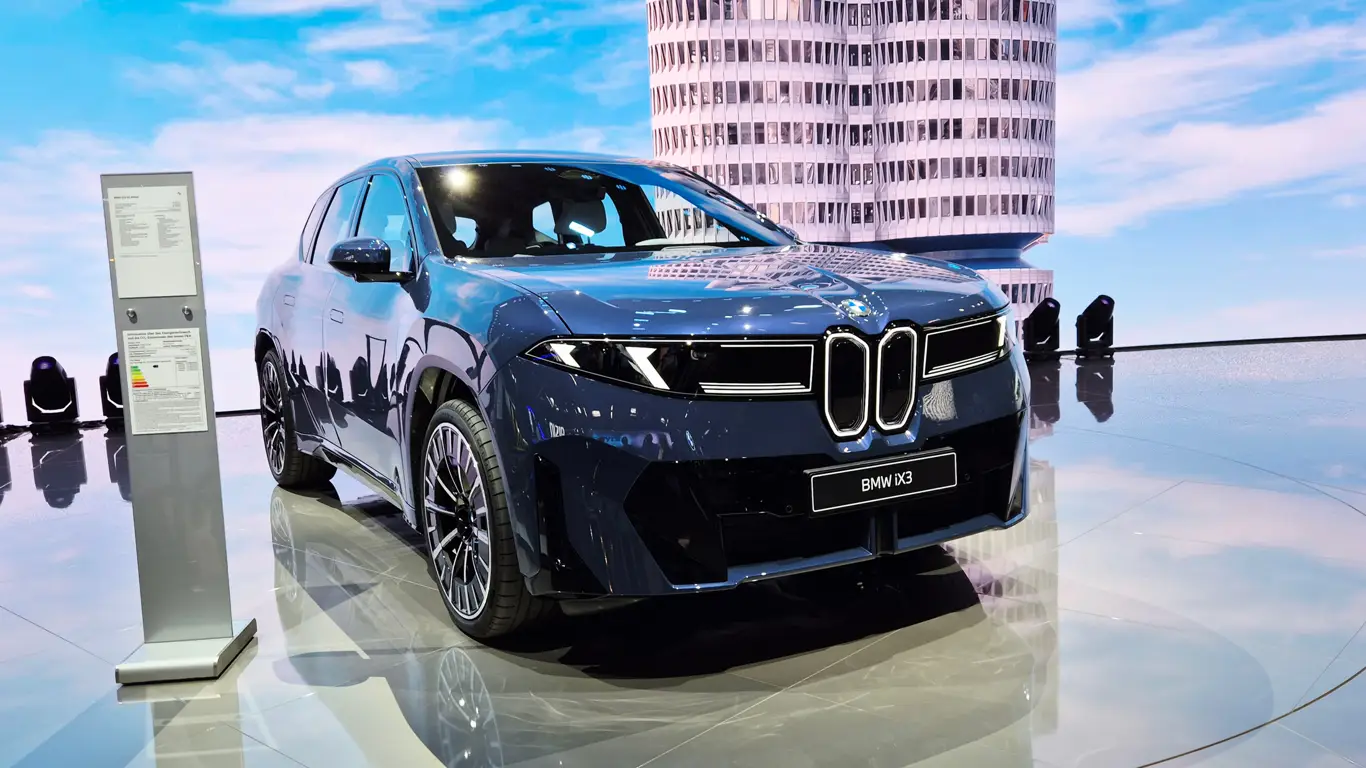 Американцы отстанут от всего мира: BMW планирует запуск первого из Тугу Classe на год позже