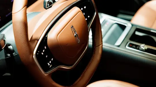 Автомобили с огоньком: очередной отзыв американской компании связан с пайкой