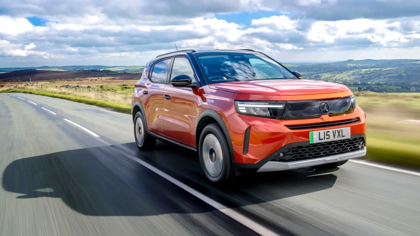 Главное открытие автопремии: электроверсия Vauxhall Frontera оказалась дешевле гибрида