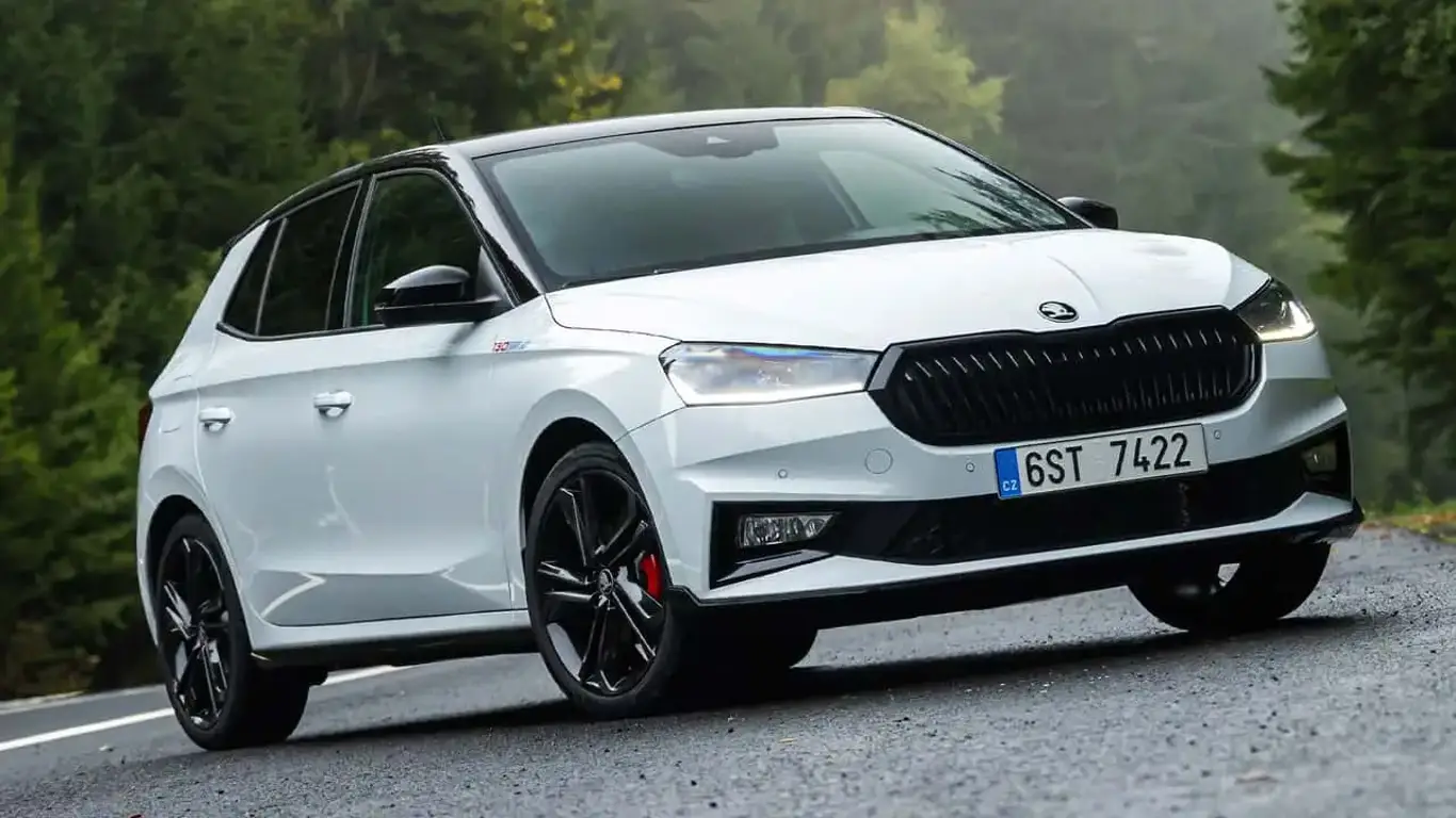 Чехи ломают шаблоны с самой быстрой машиной в истории: 176 л.с., 228 км/ч и рекордная динамика