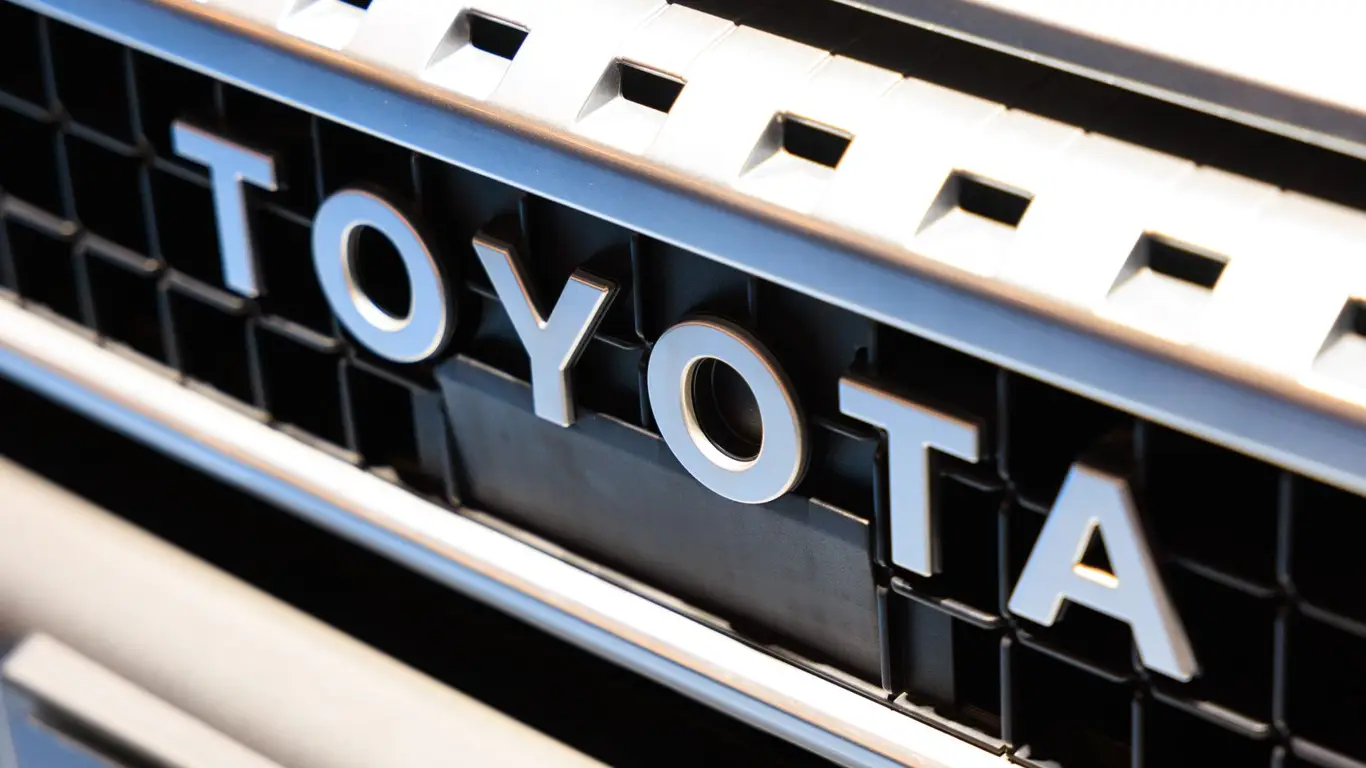 Покупают отечественное: только 5% авторынка Японии приходится на зарубежные бренды