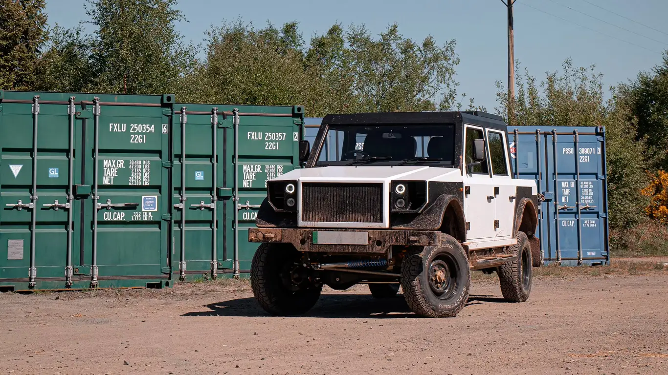 Брутальный, как танк, тихий, как мышь: Munro избавит Шотландию от дизельных внедорожников