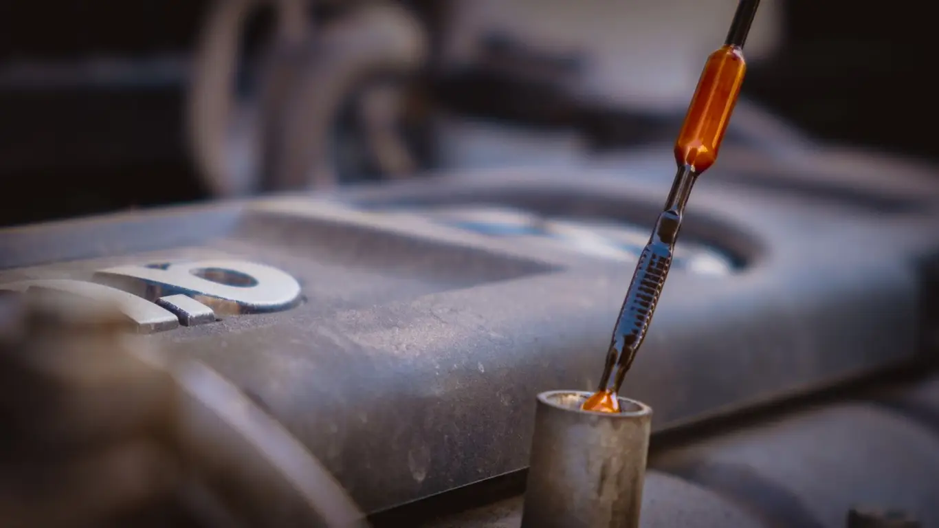 Как победить масложор без вреда мотору: реальные методы, а не мифы