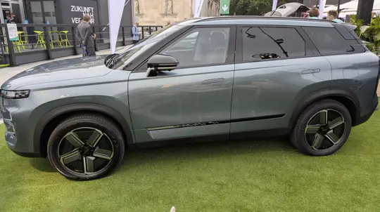 Китайский ответ Kia Sportage и Mazda CX-5 в Европе по вменяемой цене