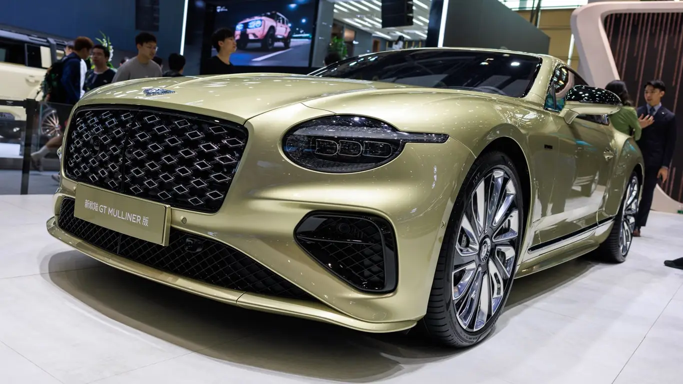 Британцы обошли стороной Россию: Bentley официально вышла на рынок Индии