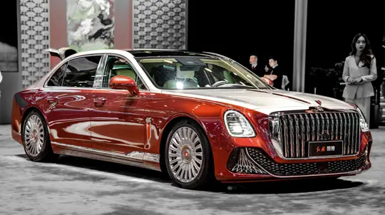 Китайский премиум против Европы: российский рынок премиальных машин ждёт шок