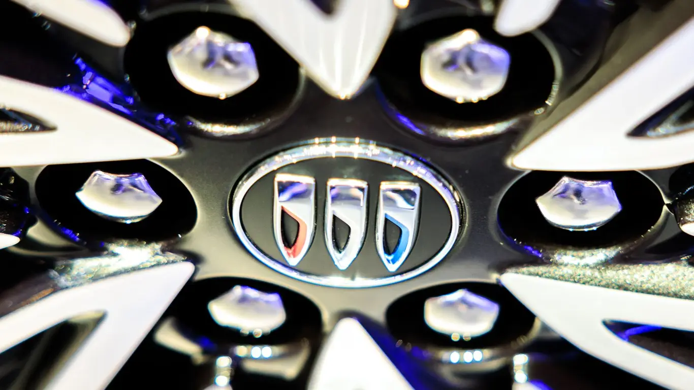 Buick в свободном падении: продажи машин рухнули на ключевом рынке
