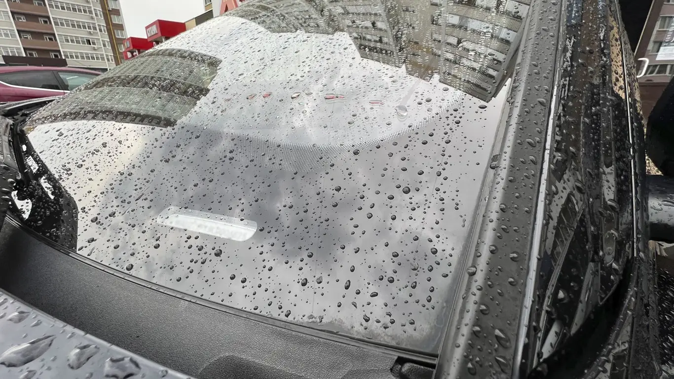 Бурной химической реакции не будет: перед зимой лучше заблаговременно залить в авто эту жидкость