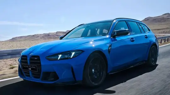 Семейный спорткар из Баварии: скорость, динамика и практичность