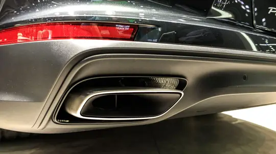 Porsche сделает поездку незабываемой: автомобиль-трансформер все сделает за водителя