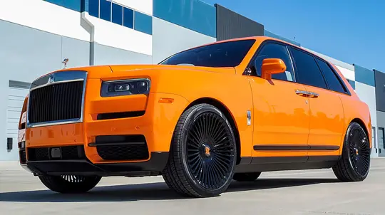 Самая дорогая тыква в мире: посмотрите на этот автомобиль, ставший произведением искусства