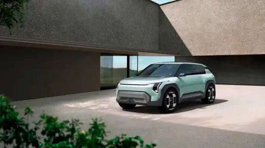 Совершенно новую электрическую модель KIA увидели на голландской земле