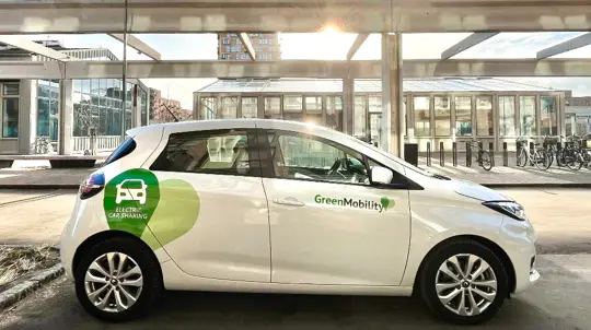 Бунт таксистов неизбежен: тысячи автомобилей без руля и педалей выходят на дороги Дании