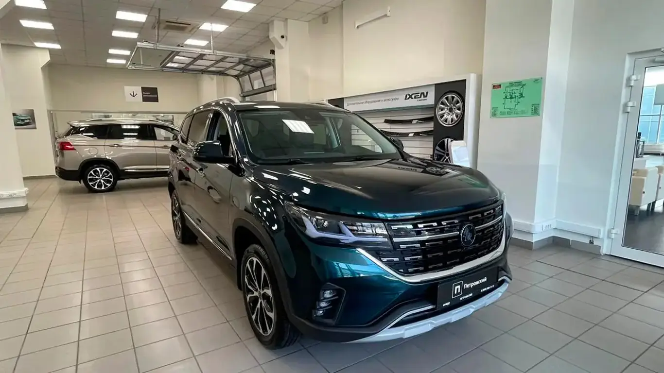 Не только картошка, но и Зубров немножко: очередная китайская марка сменит бренд ради СНГ