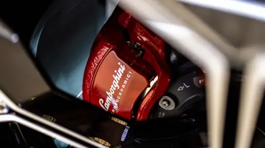 Гонщица рассказала все принципы работы системы ABS автомобиля