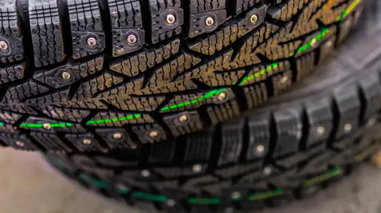 Зимние шины против полного привода: эксперты раскрыли неожиданного фаворита