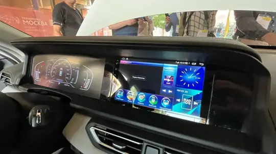 Появилась информация о цене нового отечественного гибридного кроссовера от Evolute