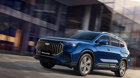 Geely штурмует российский рынок: новый семиместный кроссовер Okavango обещает быть хитом