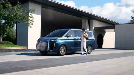 Автомобиль для большой семьи за смешные деньги: даже LADA Vesta не конкурент ему