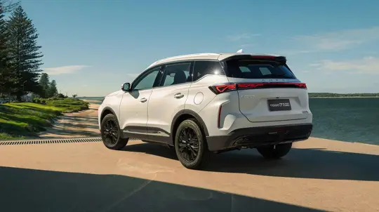 Chery сделала подарок покупателям: самый дешевый гибрид теперь у этой компании