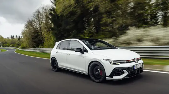 Юбилей удался, но кошелёк не рад: культовой немецкой модели стало тесно в своем классе