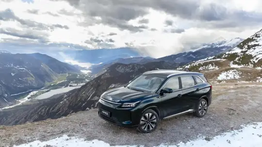 Эволюция от Evolute: теперь не только гибрид, но и прокачанный «вездеход по паспорту»