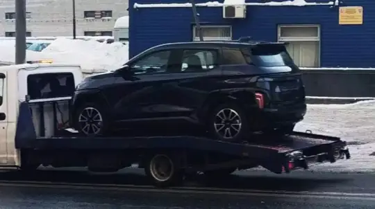 Российский Бэтмобиль на батарейках: теперь электричество тоже бывает «строгим»