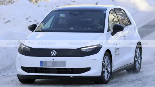 Электрический Polo растит мускулы: R-Line уже гоняет по снегу