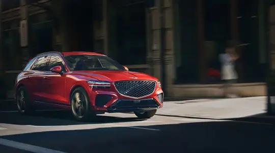 Новый король средней весовой категории: почему именно Genesis GV70 выбирают эксперты?