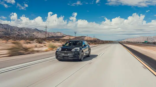 Ответ Mercedes-AMG GT SUV готов: Porsche превратил Cayenne Turbo GT в 1200-сильного электромонстра