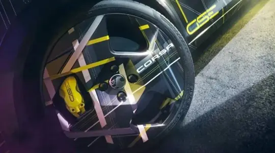 276-сильный динамичный монстрик: этот электромалыш ускоряется быстрее «горячих» бензинок