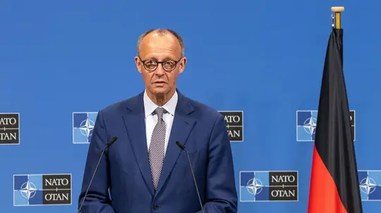 Volkswagen и BMW сопровождают Мерца: бизнес давит на правительство из-за конкуренции Китая