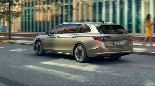 Универсал мечты: раскрыта тайна австралийского Skoda Superb PHEV