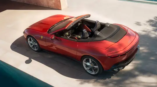 Ferrari снесло крышу: 631 сила и до 100 км/ч за 3,3 секунды