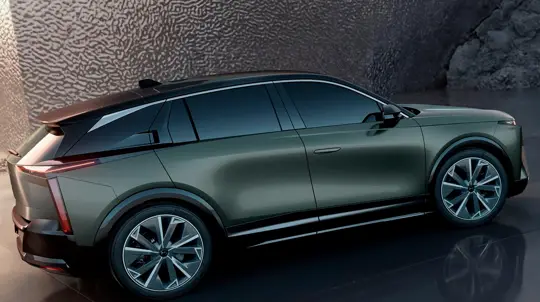 BMW iX3 и Audi Q6 не будет спокойной жизни: французы показали нового зверя