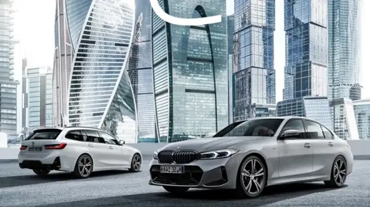 BMW возвращается в Россию через социальные сети: реклама на фоне «Москва-Сити»