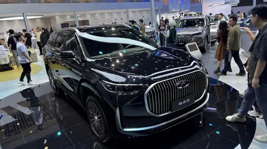 Китайцы снова издеваются над россиянами: в Казахстан машины поставляют по копеечным ценам