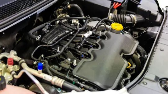 Завод, который пережил эпохи: как ЗМЗ стал символом двигателей УАЗ