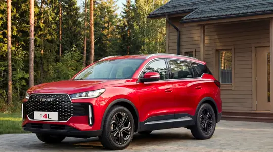 TENET представил T4L с базой 2650 мм и расходом 6,5 л: кроссовер для российских семей