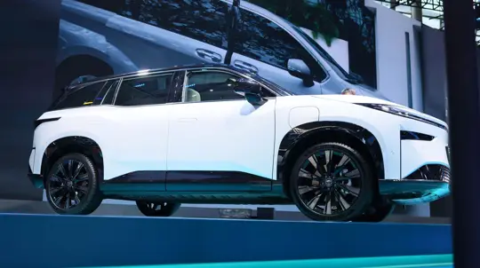 Чем отличаются Toyota и Mazda из КНР: проблемы электроники и шумоизоляции