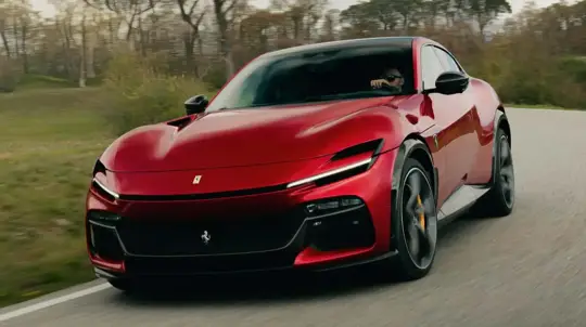Ferrari Purosangue стал роскошным: V12 на 715 л.с. и новый пакет для лучшей управляемости