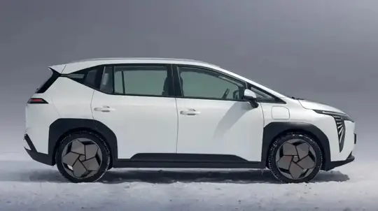 UMO готовит второй автомобиль: после компактного EV будет крупная модель