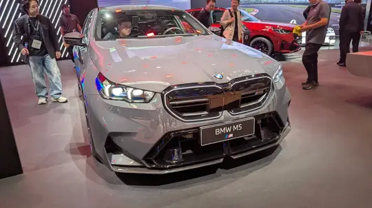 В России появились самые мощные BMW: автомобили для поклонников гонок уже в продаже