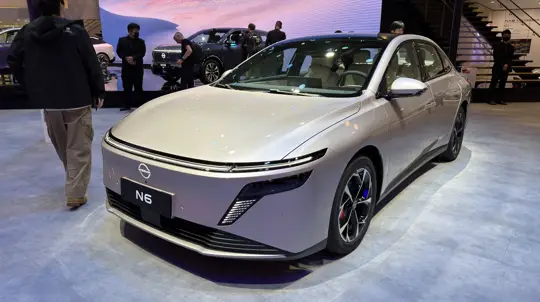 Электрифицированные Nissan в Китае отправят в сервис: педали не хотят назад