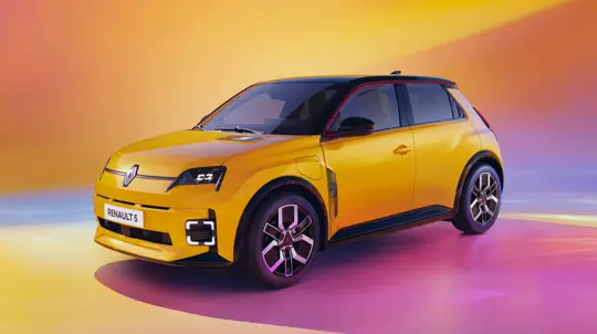 Renault сам создал себе конкурента: новый R5 уже давит на Clio