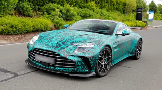 Aston Martin Vantage RS близок к серии: 700 сил и аэродинамика для трека