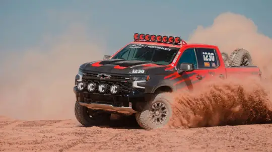 Не только размер и V8: Silverado ZR2 показал, зачем пикапу нужна настоящая внедорожная подготовка