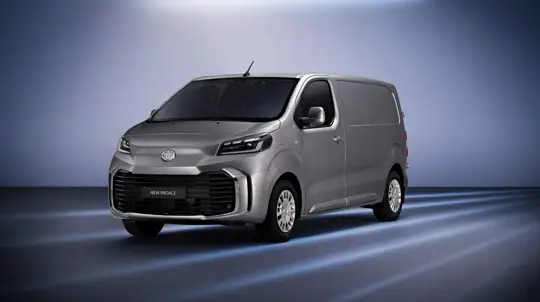 Toyota неожиданно обновила линейку коммерческих фургонов