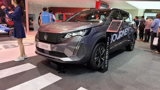 Владельцы Peugeot и Opel могут застрять в машине из-за ошибки VSM: проблема спрятана в софте